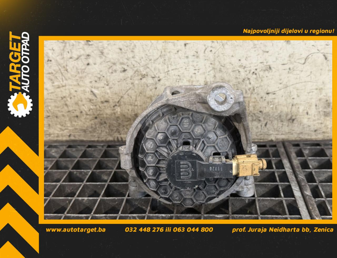 DIJELOVI NOSAC MOTORA AUDI Q5 (FY) > 17 - 20 2.0 4M0199371M