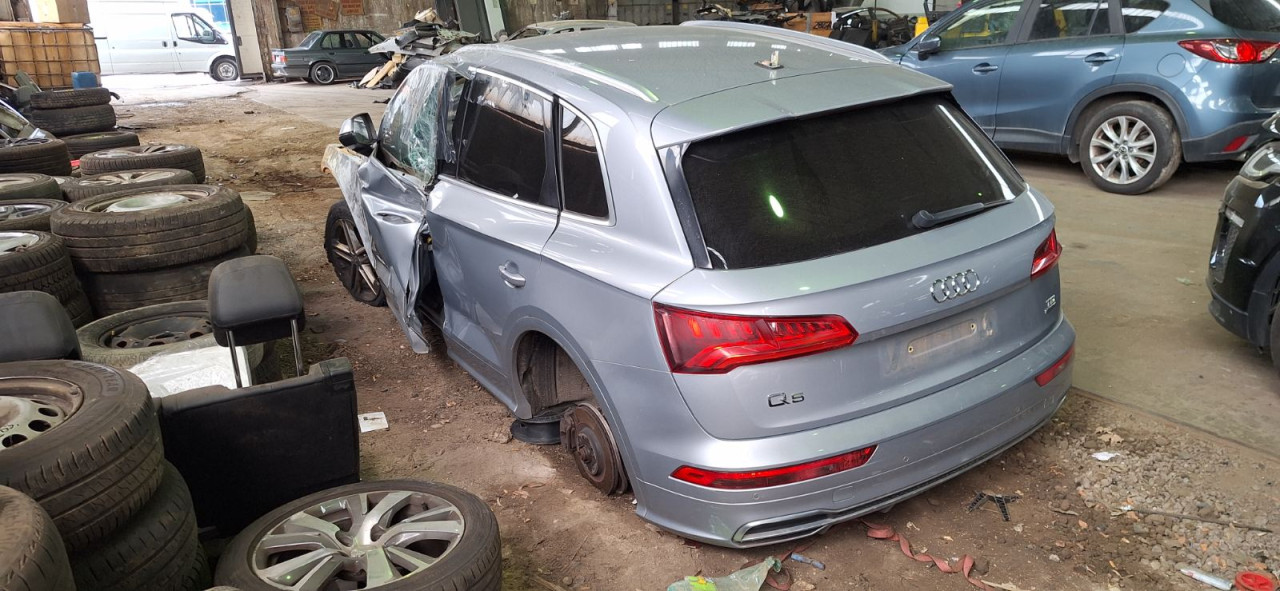 DIJELOVI AUDI Q5 (FY) > 17 - 20 2.0 Dizel DETA MOTOR