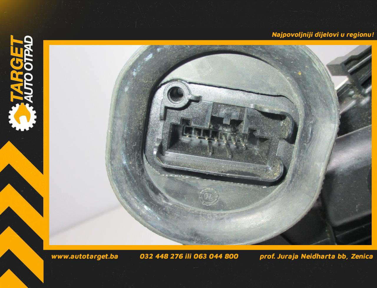 DIJELOVI BRAVA VRATA VW GOLF 7 > 12-16 VW038037 5K4839015H