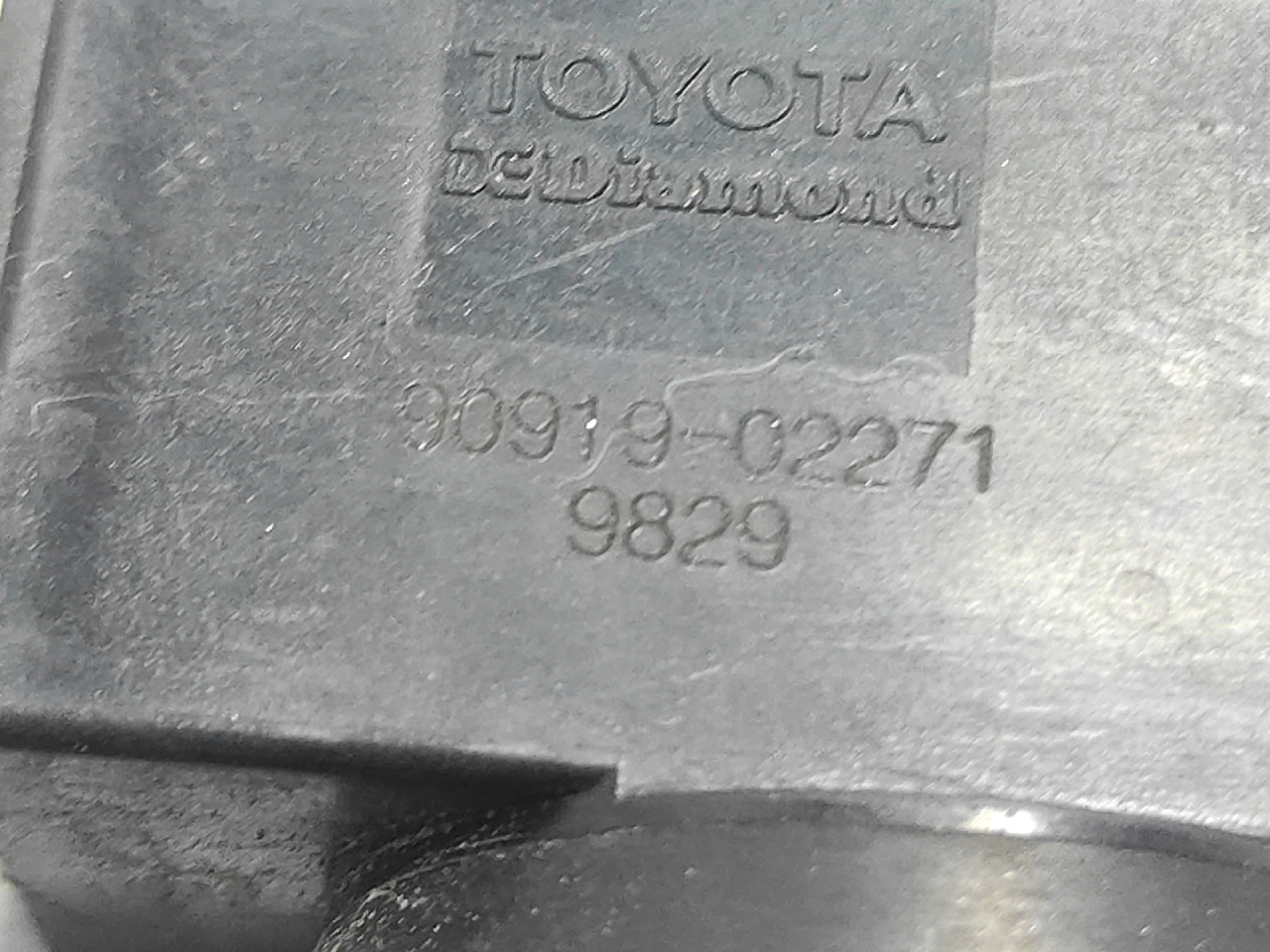 DIJELOVI BOMBINA TOYOTA AURIS > 15-18 9091902271