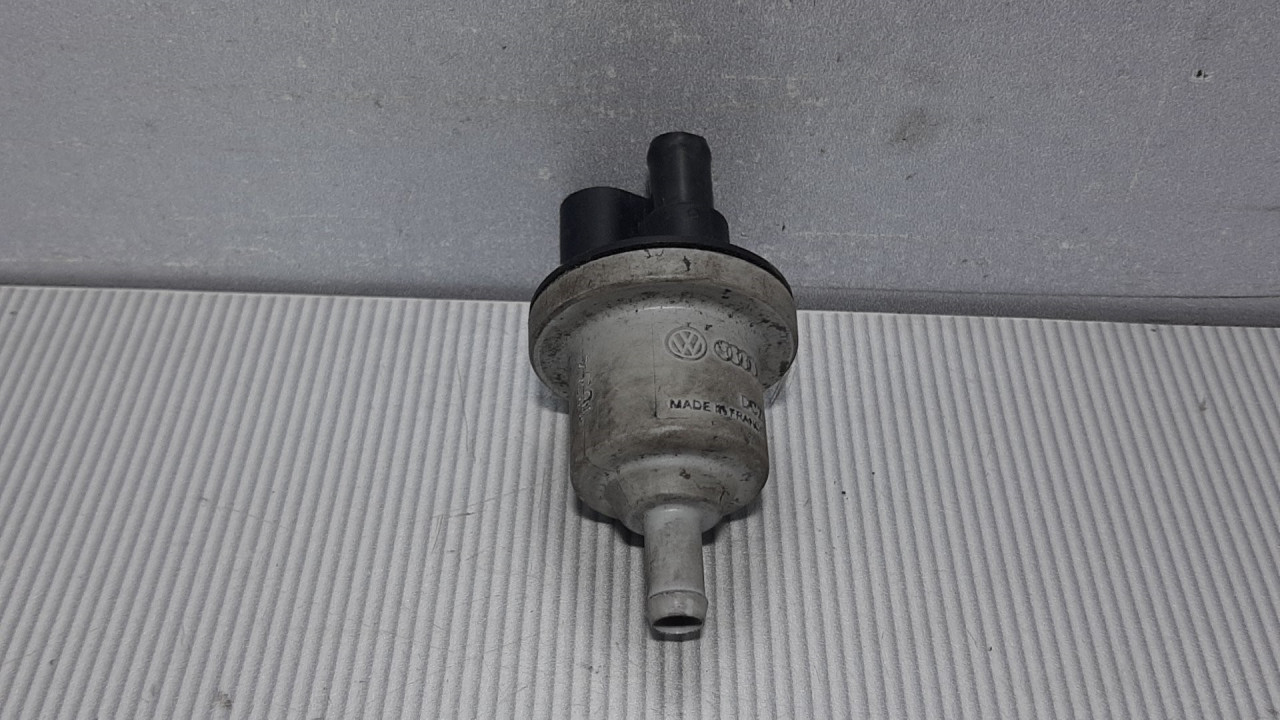 DIJELOVI VAKUM VENTIL VW POLO > 17-21 06D133517B