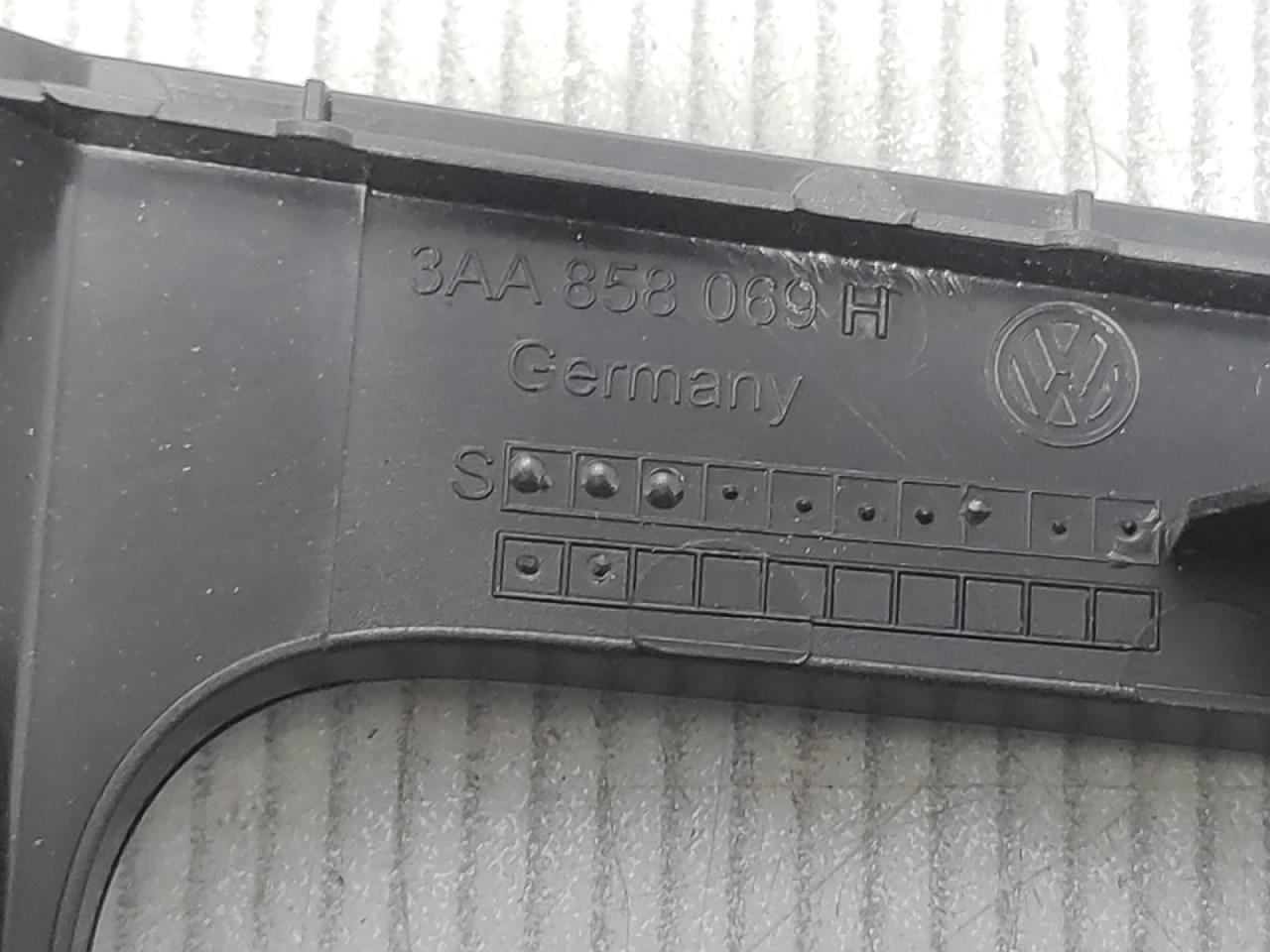 DIJELOVI BLENDA VW PASSAT B7 > 10-14 3AA858069H