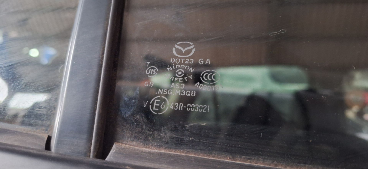 DIJELOVI STAKLO MAZDA CX5 > 12-15