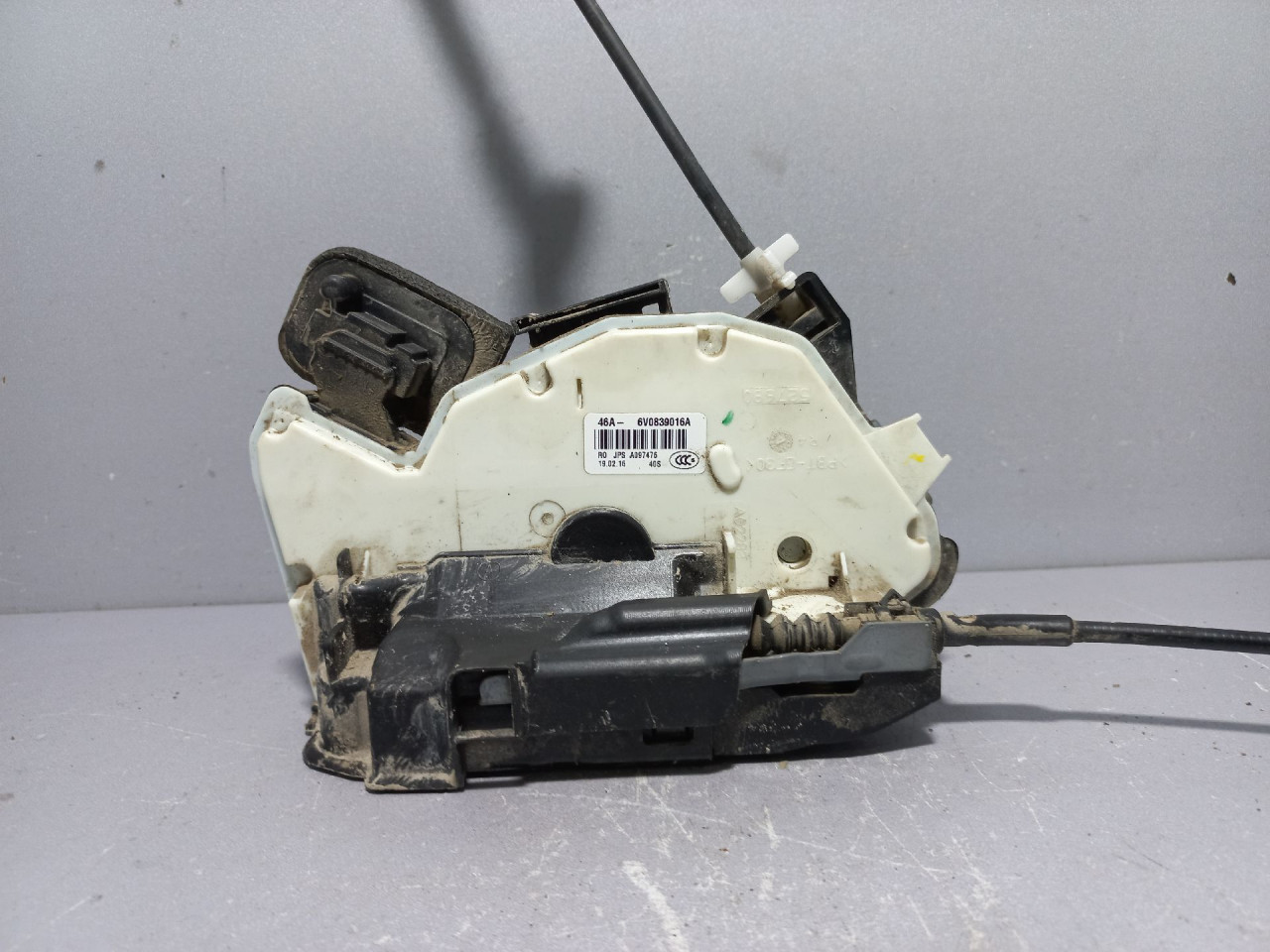 DIJELOVI BRAVA VRATA SKODA FABIA > 14- 6V0839016A