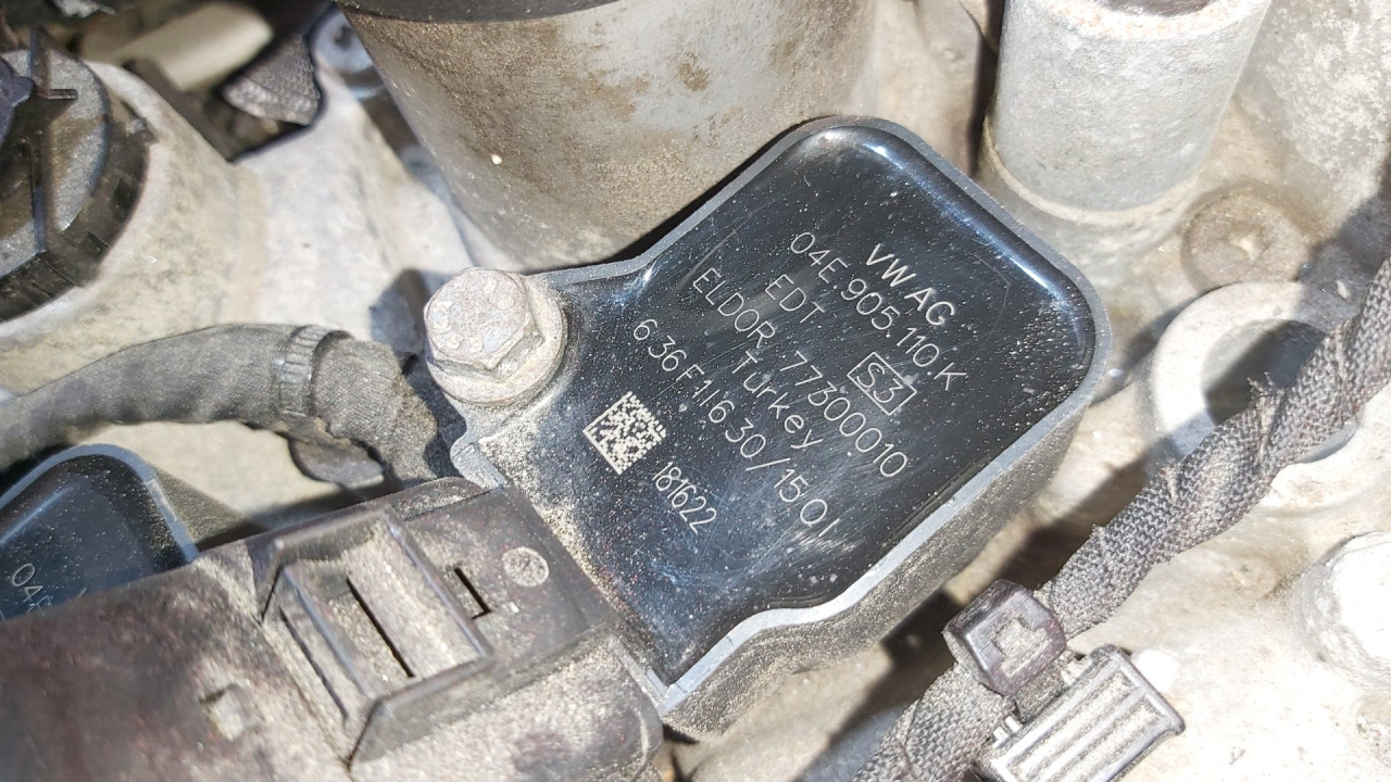 DIJELOVI BOMBINA VW GOLF 7 > 12-16 04E905110K
