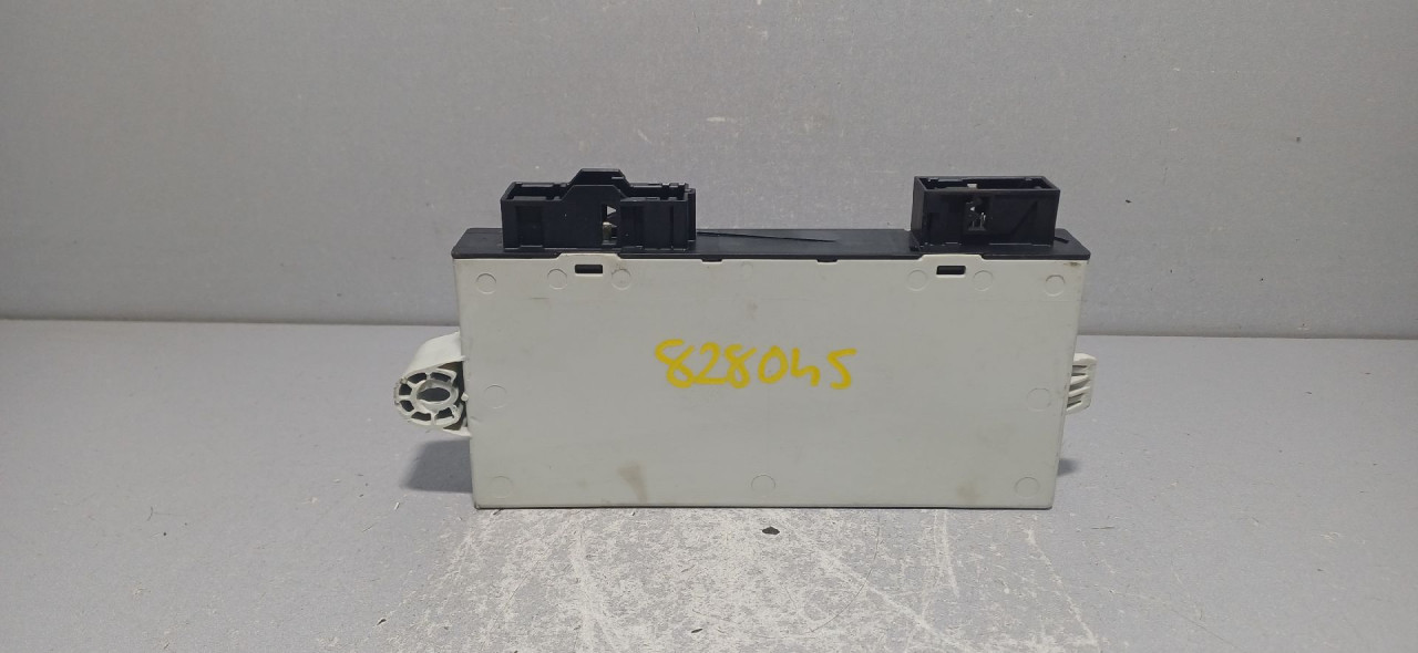 ELEKTRONIKA MODUL BMW SERIJA 5 (F10/F11) M-TECH > 13-16 9367376