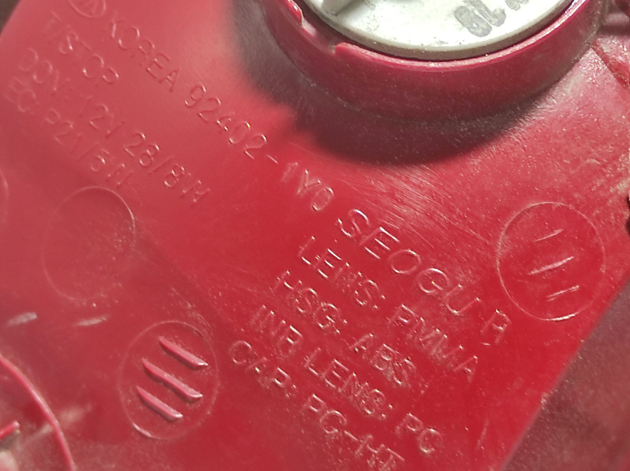 DIJELOVI STOP SVJETLO KIA PICANTO > 15-17 924021Y0