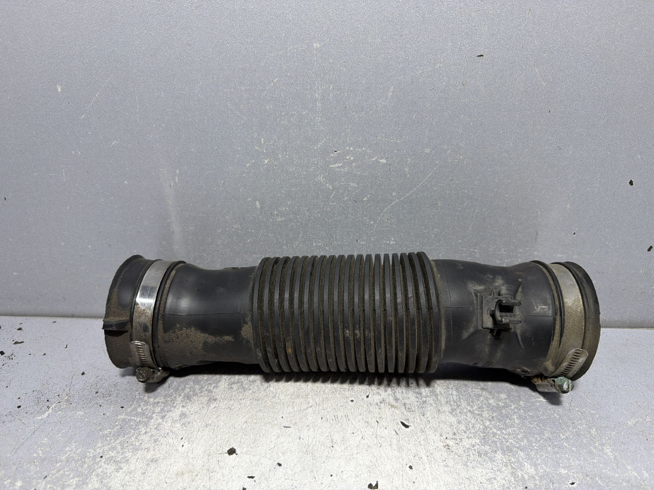 DIJELOVI CRIJEVO DACIA DUSTER > 13-17 1.5 165757148R