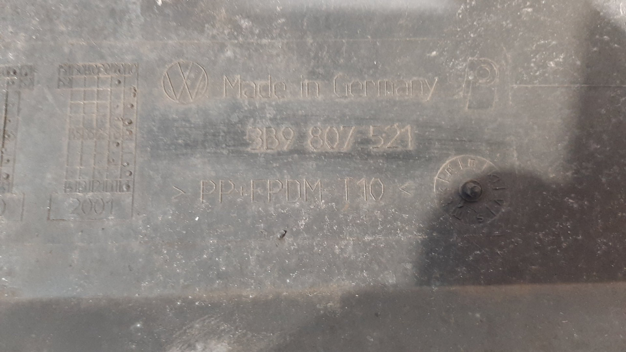 DIJELOVI SPOJLER VW PASSAT B5 > 00-05 3B9807521
