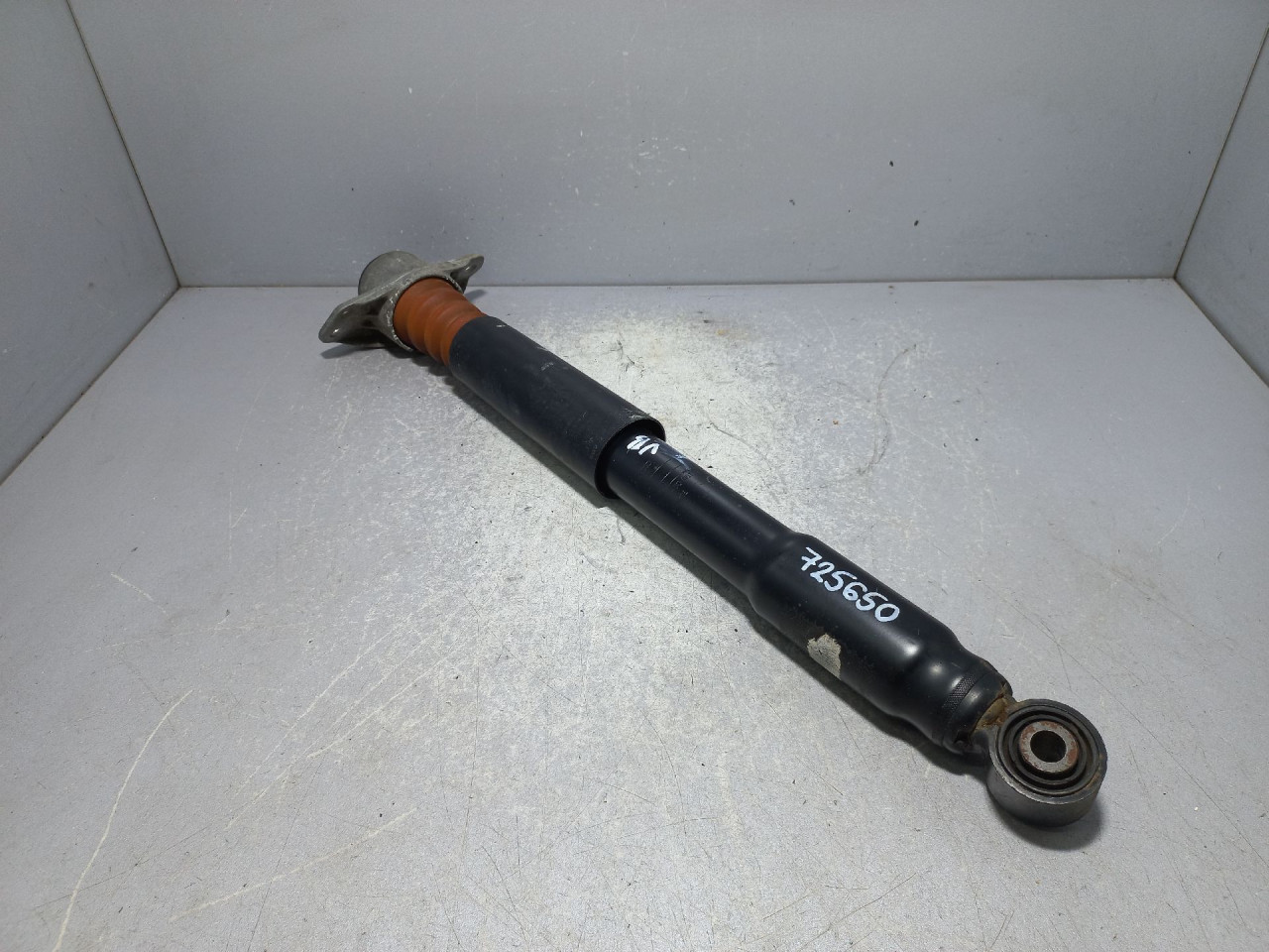 DIJELOVI AMORTIZER VW PASSAT B7 > 10-14 3AA513049N