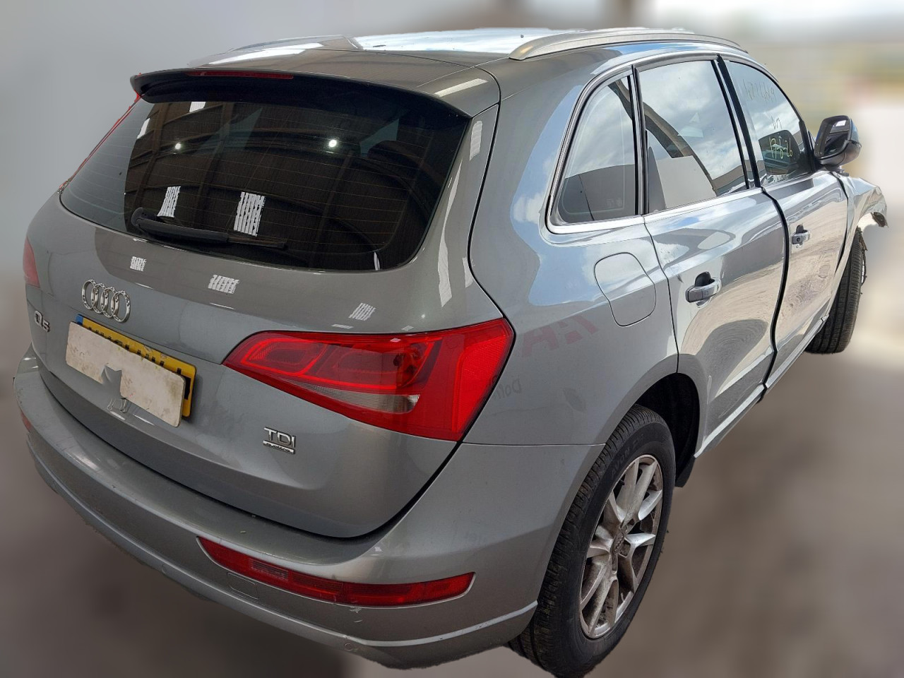 DIJELOVI AUDI Q5 2.0 DIZEL 125KW 4X4 2011 MJENJAC MOTOR CGLB