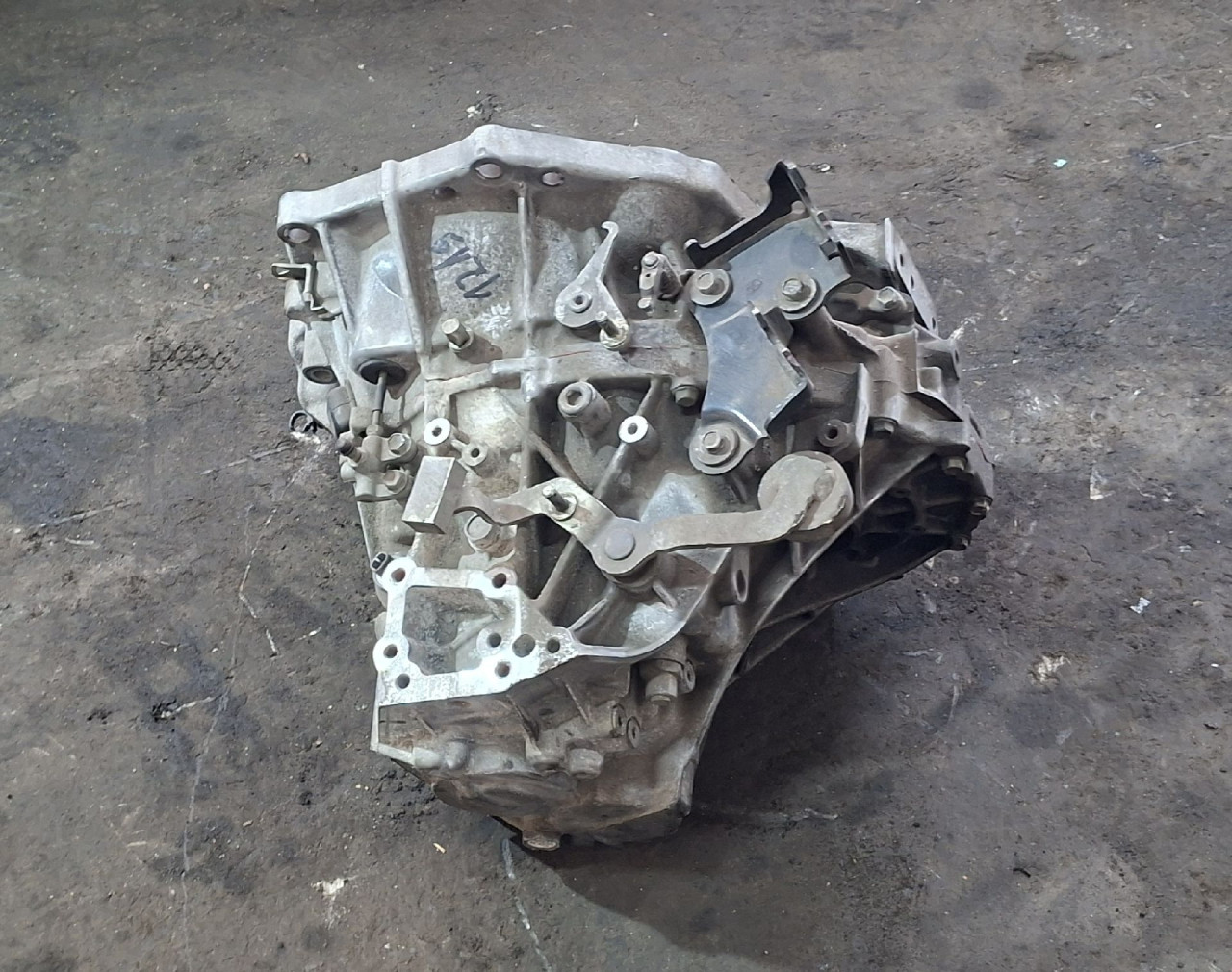DIJELOVI MJENJAC TOYOTA YARIS > 14-16 12EPP