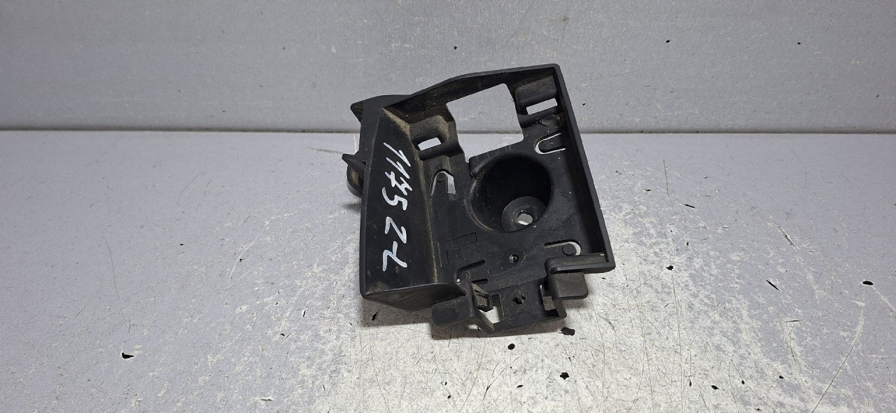 DIJELOVI NOSAC SKODA OCTAVIA > 19- 2.0 5E7907455