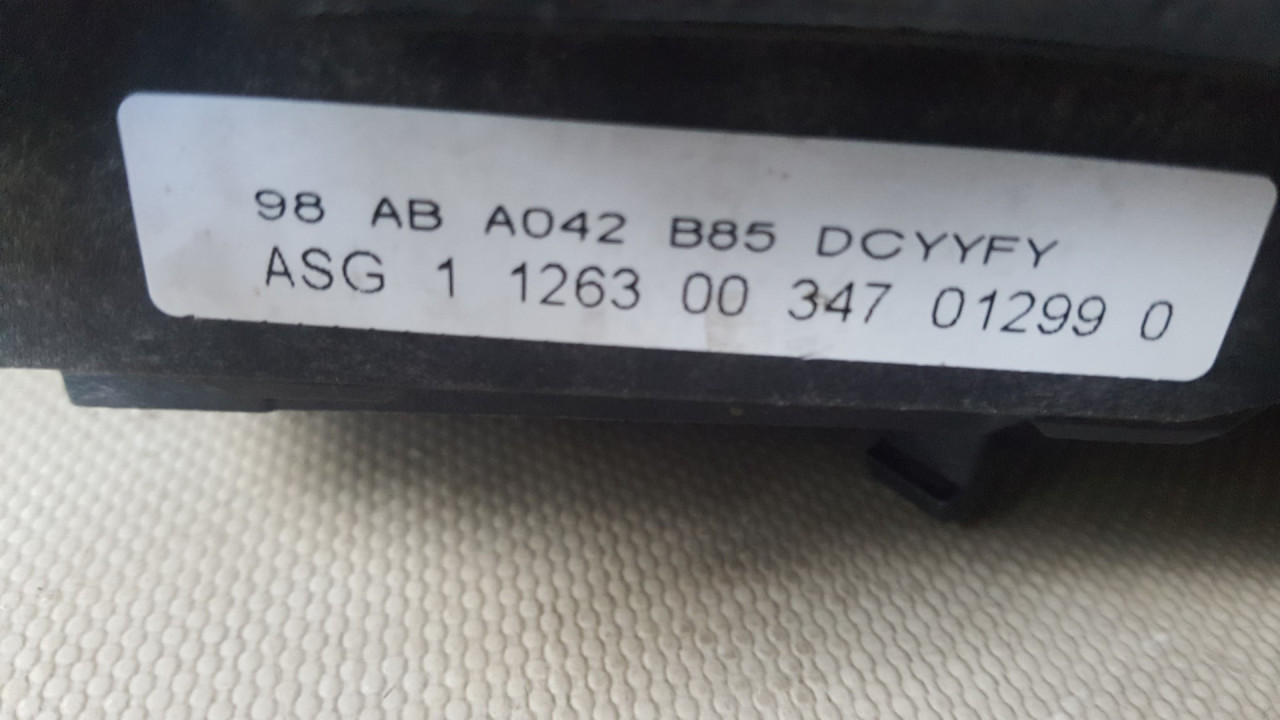 DIJELOVI AIRBAG VOLANA FORD FOCUS > 01-05 AO42B85