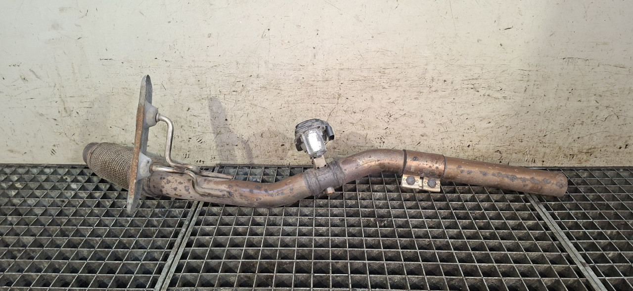 DIJELOVI FLEKSIBILNO CRIJEVO AUDI A3 (8V1/8VA) > 12-16