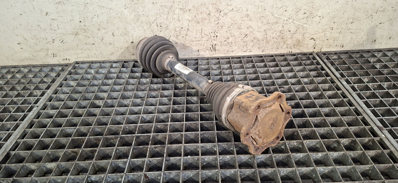 DIJELOVI POLUOSOVINA AUDI A4 (B8) > 12-15 3.0 8K0407271AJ