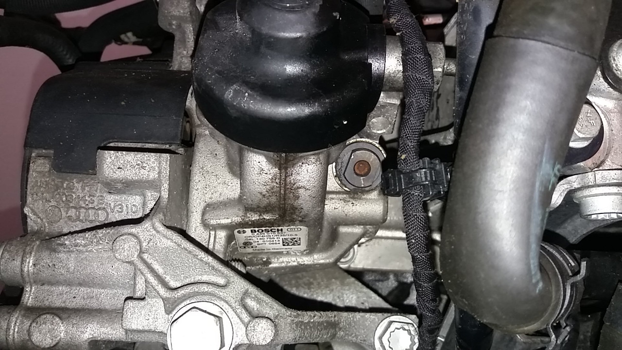 PUMPA VISOKOG PRITISKA VW GOLF 7 > 12-16 04L130755D