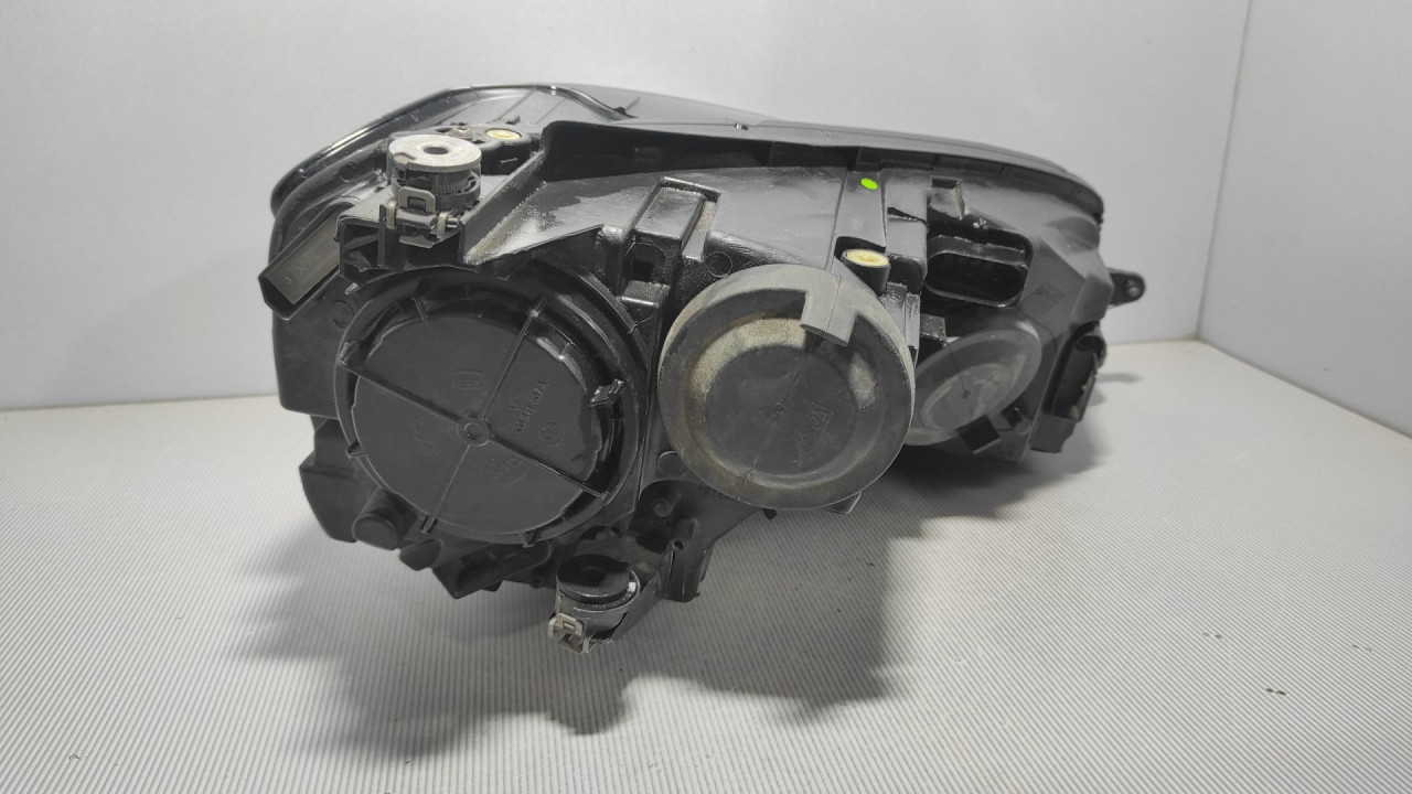 DIJELOVI FAR VW GOLF 7 > 12-16 5G1941005