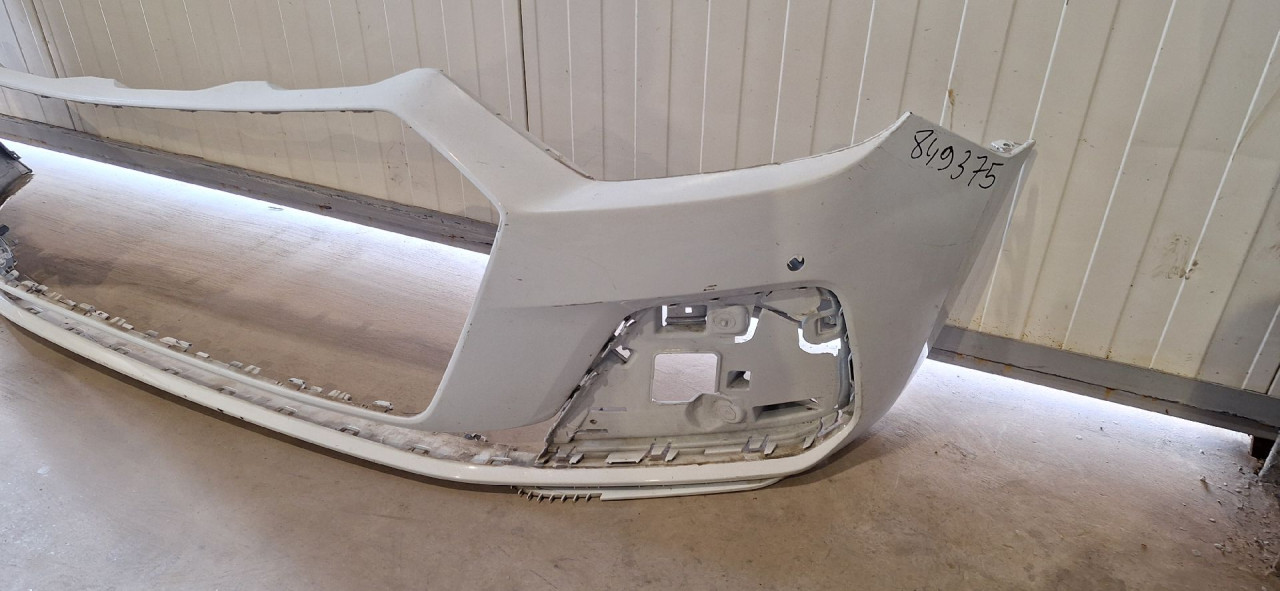 DIJELOVI BRANIK AUDI A1 > 18 - 82A807437