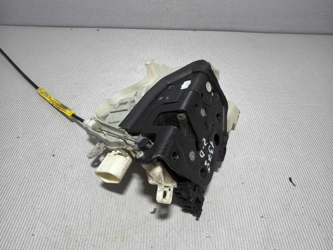 DIJELOVI BRAVA VRATA AUDI Q5 > 12-16 2.0 8J2837016E
