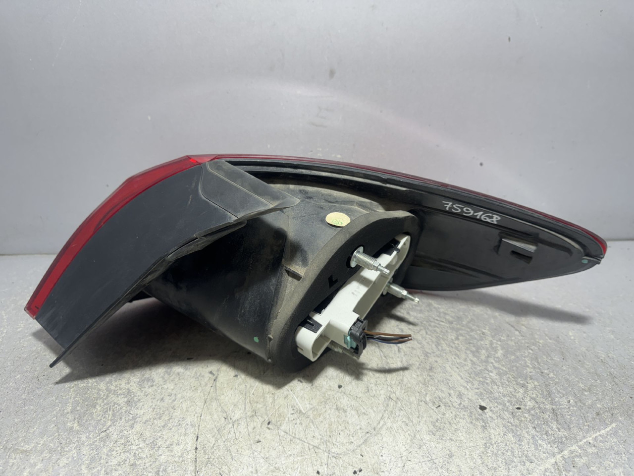 STOP SVJETLO VW PASSAT CC > 12-15 3C8945095D