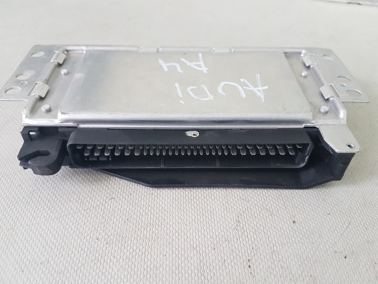 KOMFORT ELEKTRONIKA AUDI A4 (B6) > 00-04 4D0907379D 026