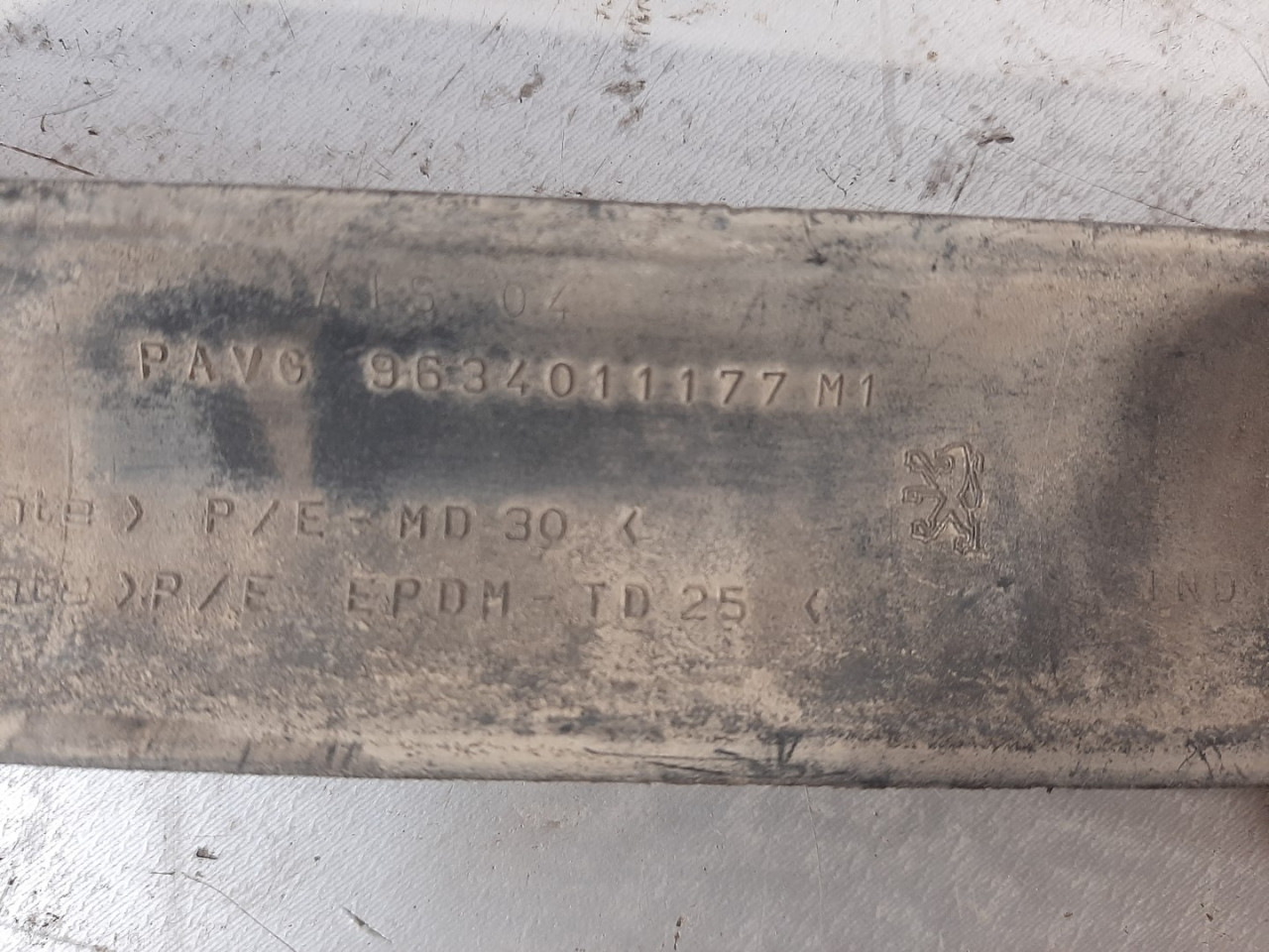 DIJELOVI LAJSNA PEUGEOT 307 > 01-05 9634011177