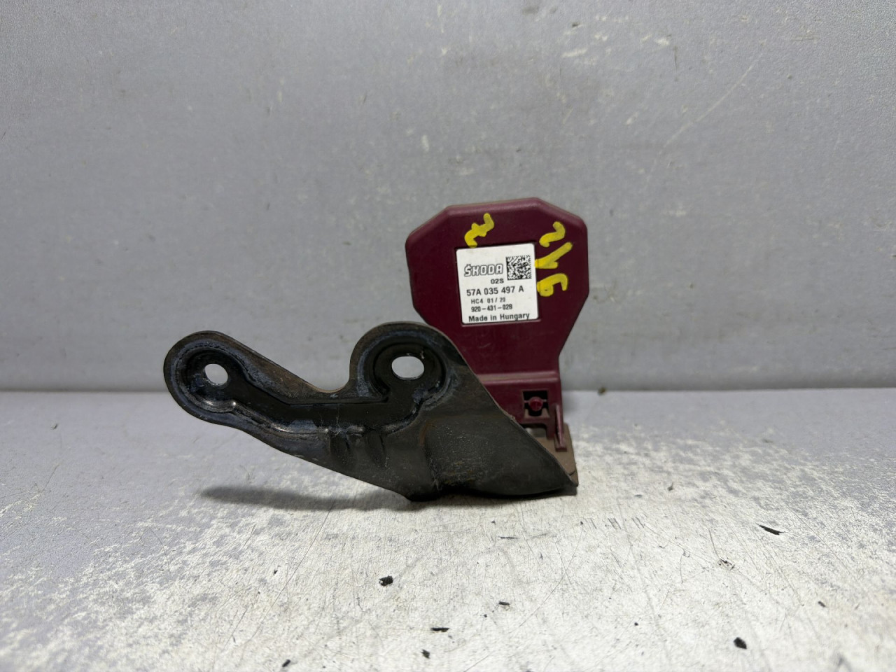 DIJELOVI ANTENA SKODA KAROQ > 17- 57A035497A