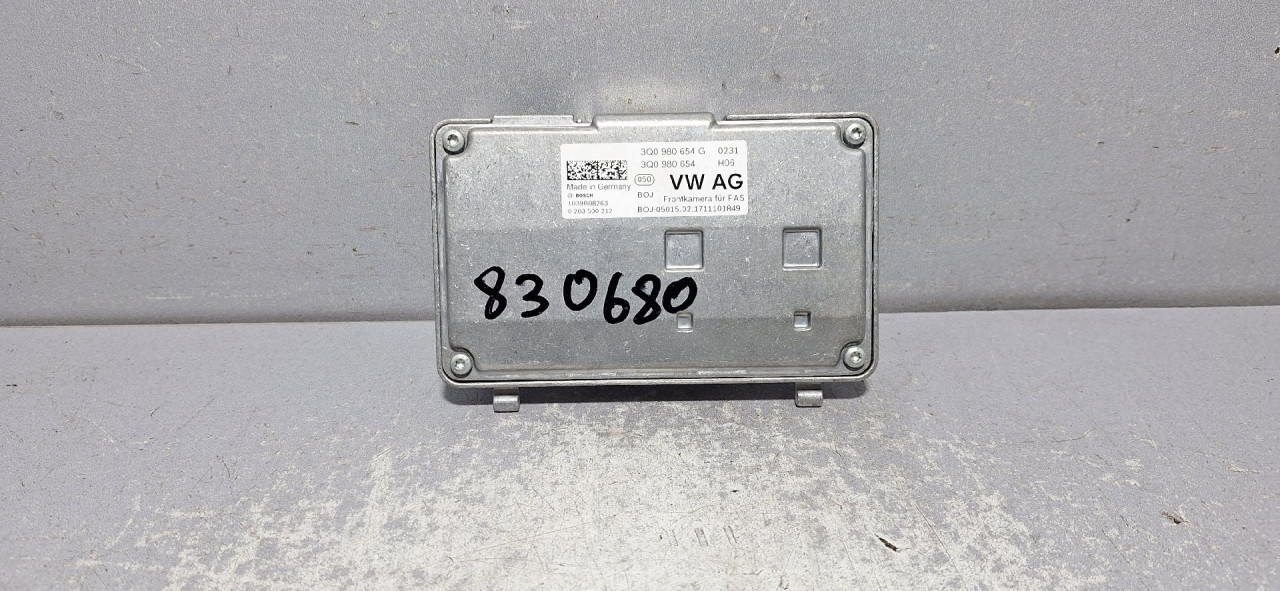DIJELOVI KAMERA VW TIGUAN > 16-20 3Q0980654G