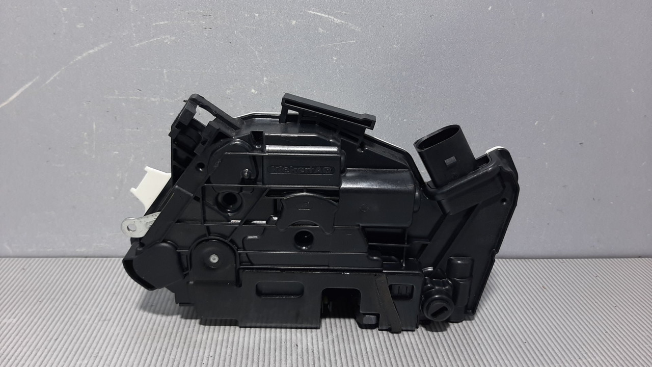 DIJELOVI BRAVA VRATA VW TIGUAN > 07-11 5N0839016D