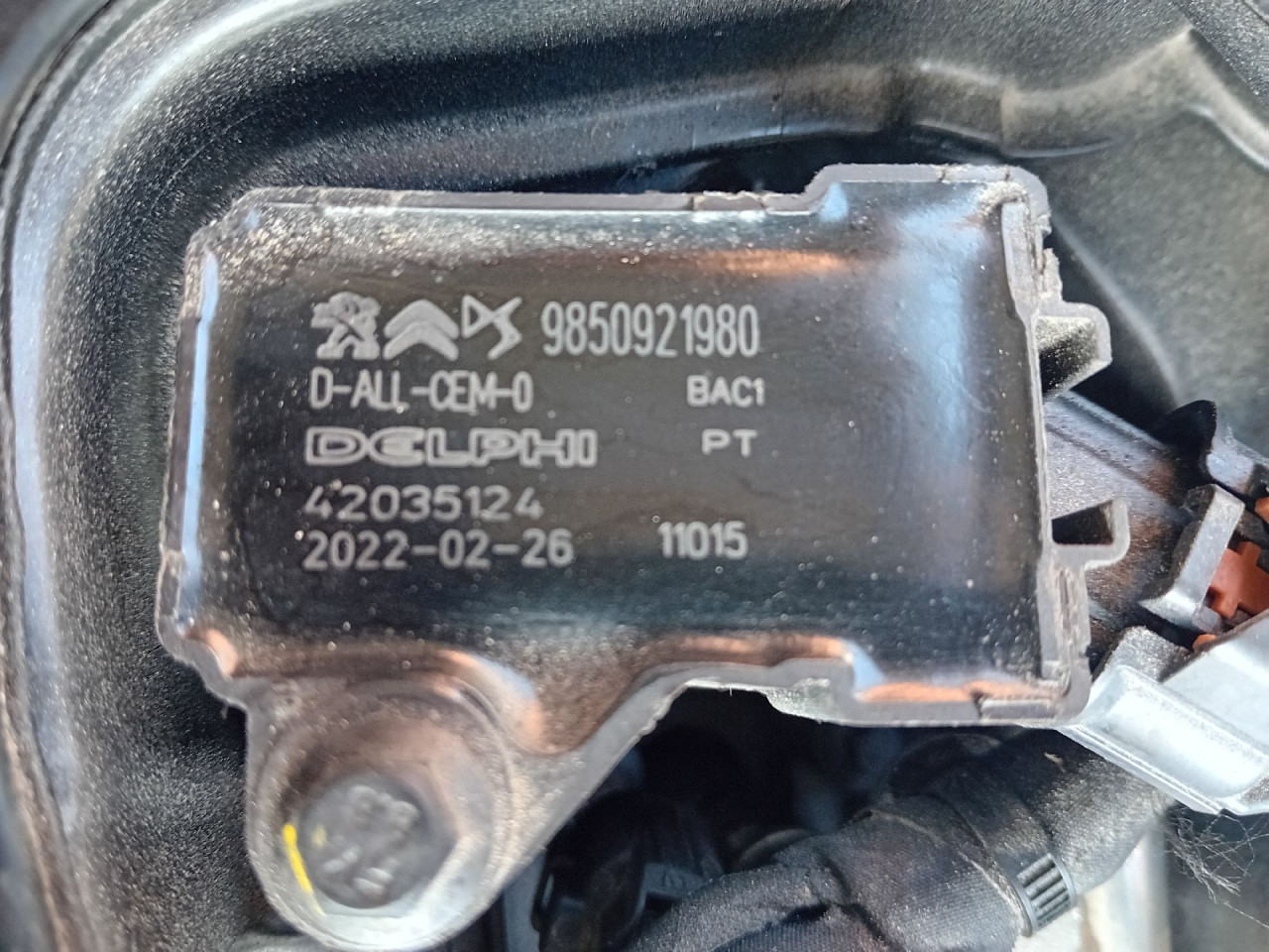 DIJELOVI BOMBINA PEUGEOT 3008 > 20- 1.2 985921980