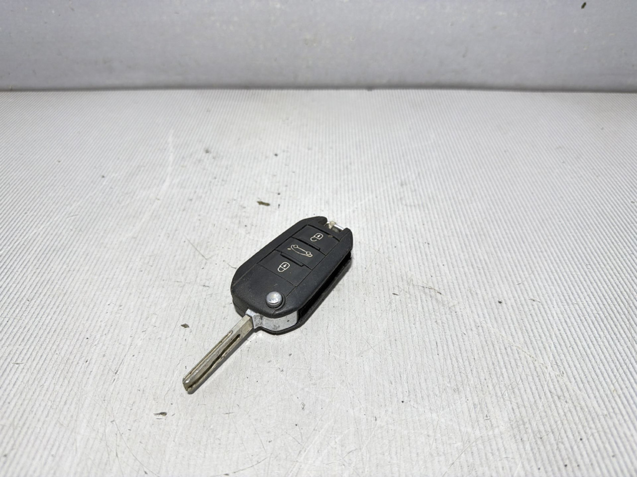DIJELOVI KLJUC CITROEN C4 CACTUS > 14-18 1.2 9802394680