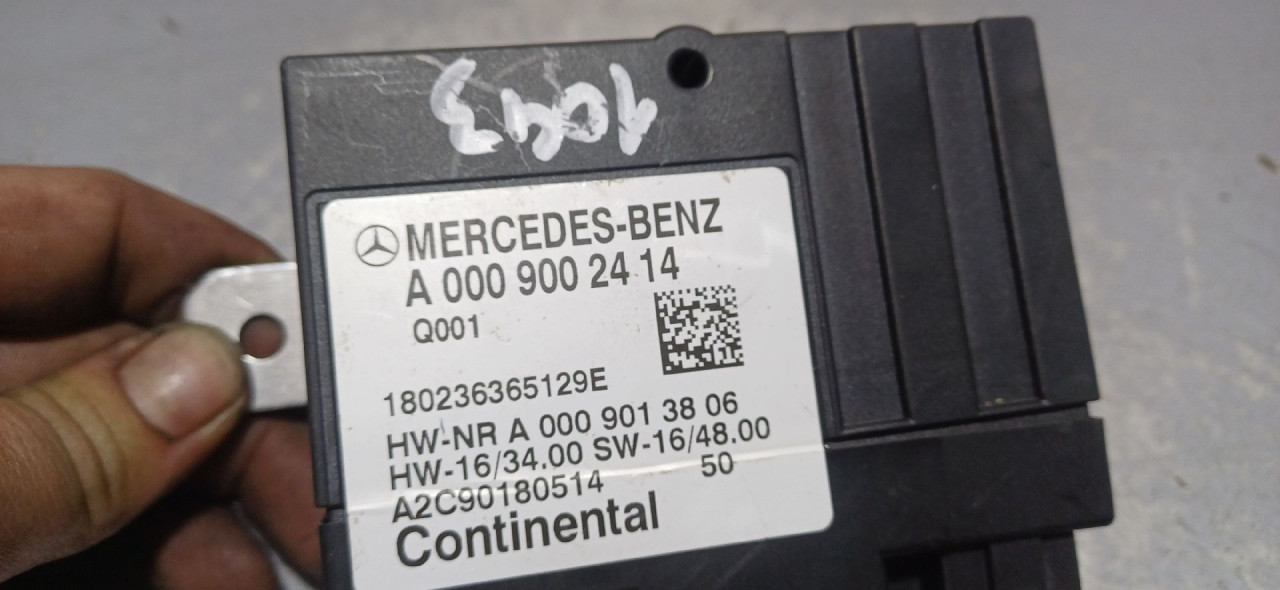 ELEKTRONIKA MODUL MERCEDES E KLASA (W213/S213) > 16-23 A000900241