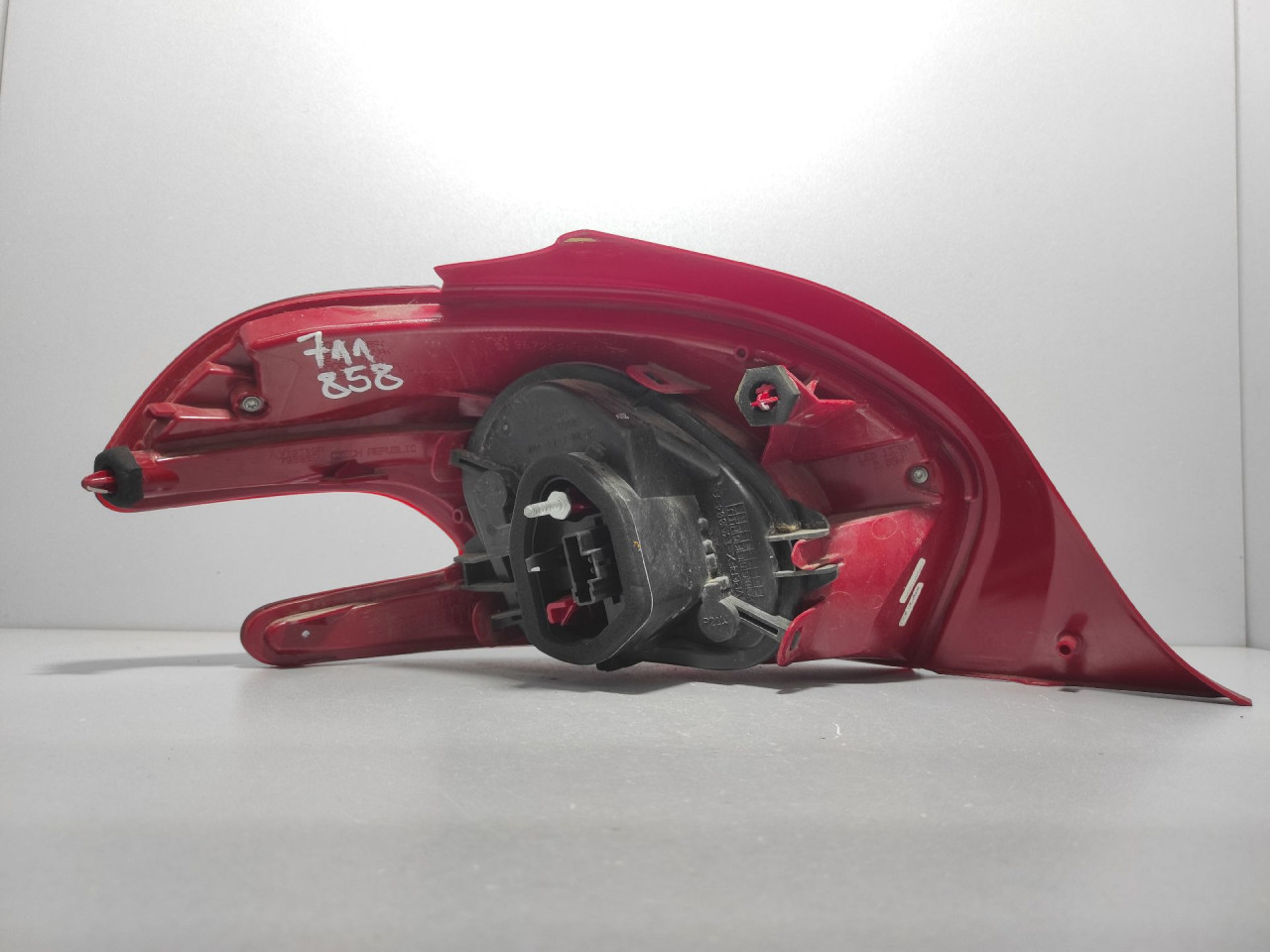 STOP SVJETLO PEUGEOT 208 > 12-15 9672628380
