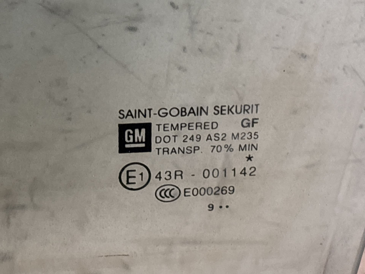 DIJELOVI STAKLO OPEL CORSA D > 06-11 43R-001142