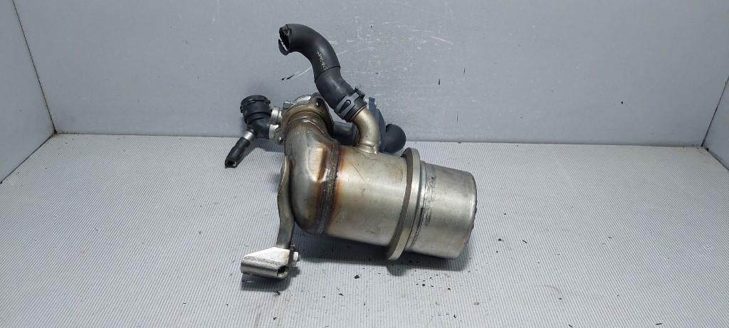 HLADNJAK EGR VENTILA AUDI A3 (8V1/8VA) > 12-16 04L13151