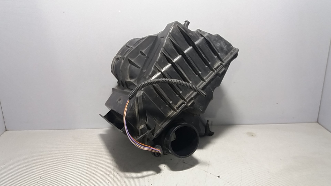KUCISTE FILTERA ZRAKA RENAULT MEGANE > 08-12 8200947663