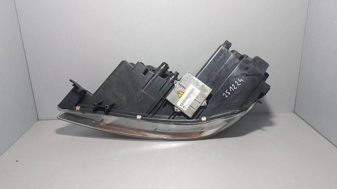 DIJELOVI FAR MAZDA 6 > 02-05 F014003907R