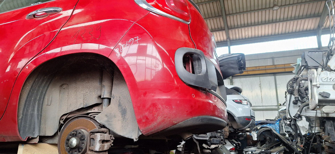 DIJELOVI BRANIK FIAT 500L > 12-17 1.6 0000071777657