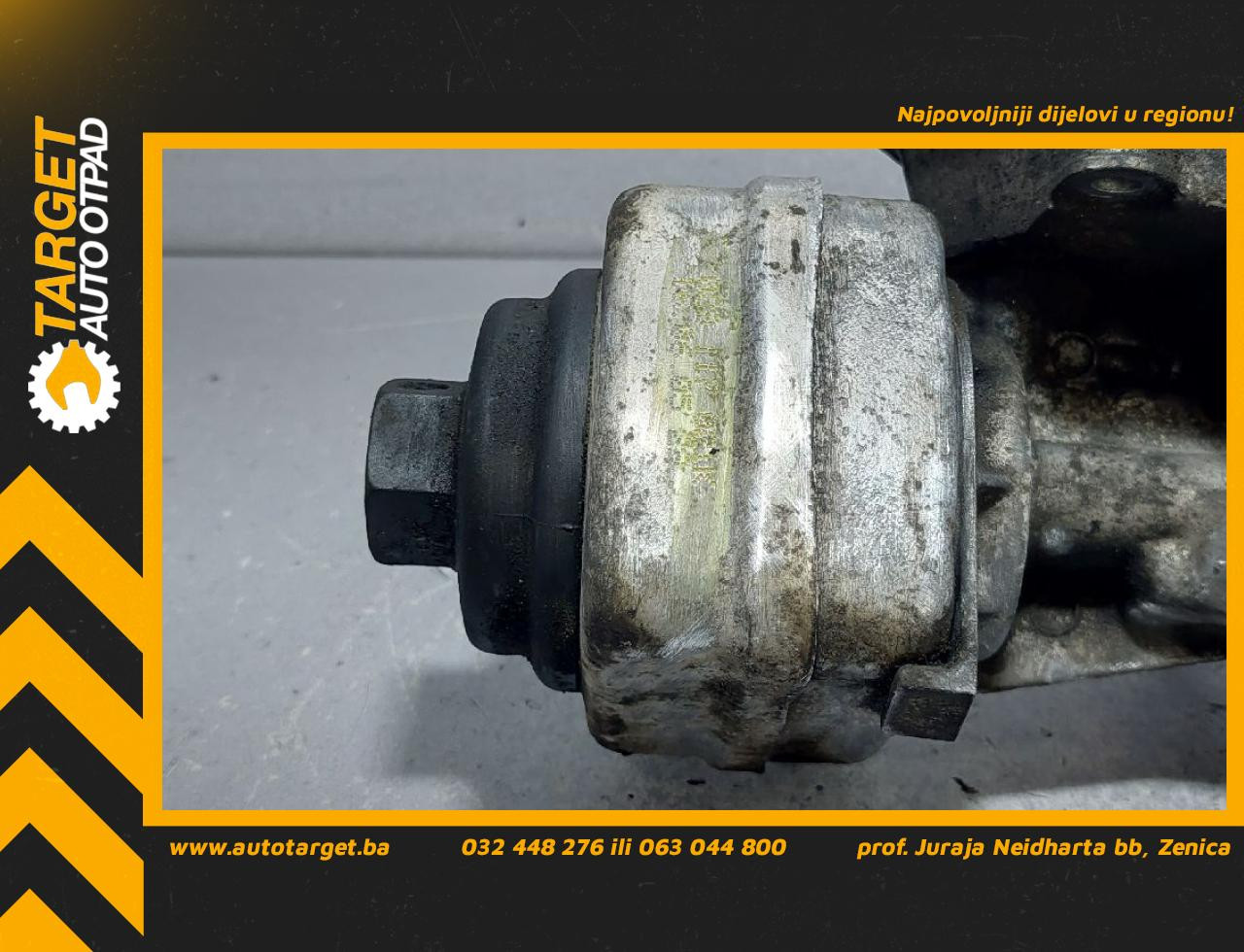 DIJELOVI HLADNJAK ULJA VW CADDY > 03-10 028117021K