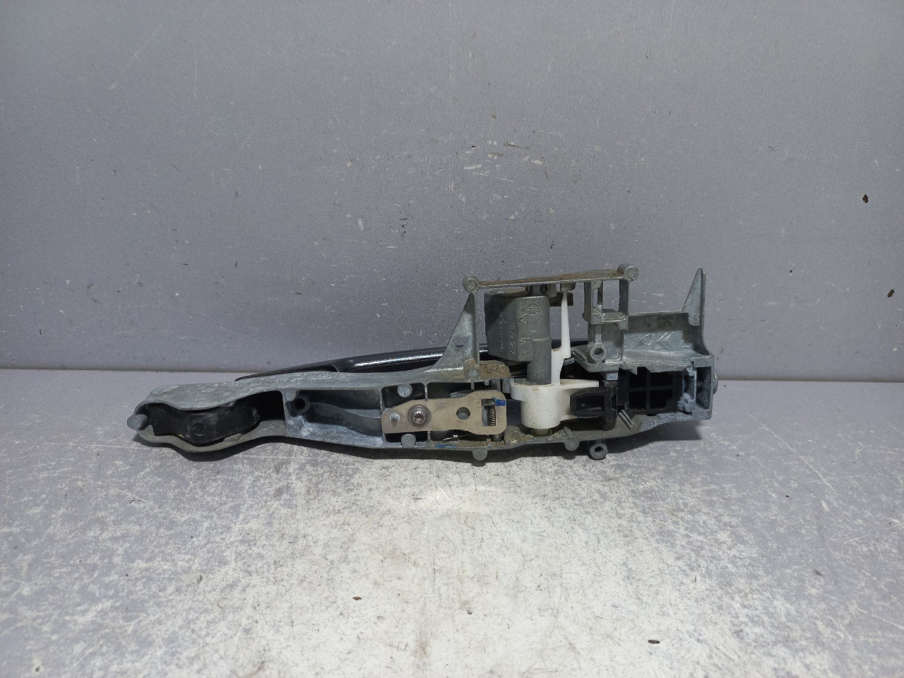 RUCKA VRATA PEUGEOT 208 > 12-15 9680168580