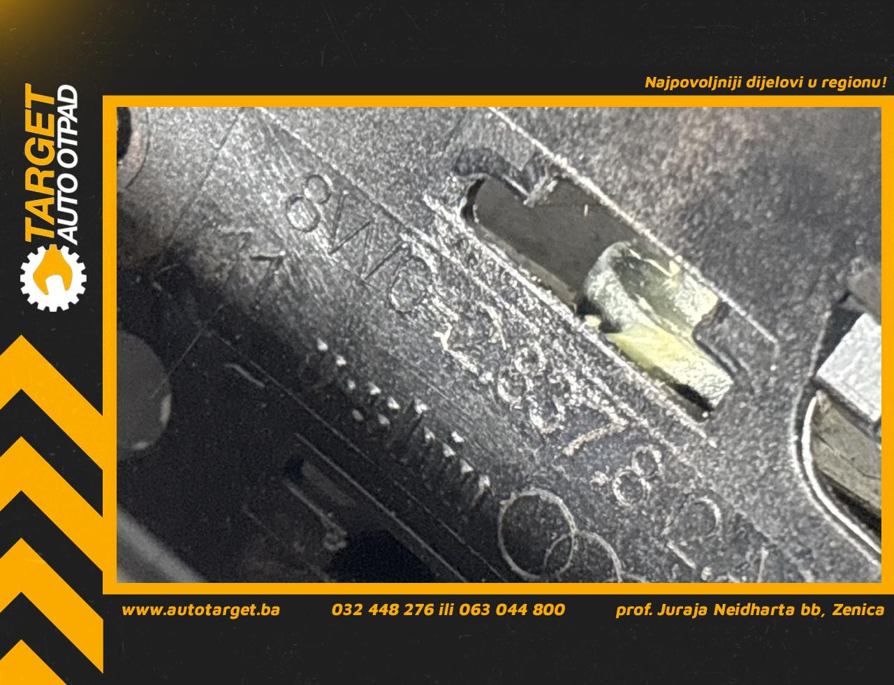 DIJELOVI RUCKA VRATA AUDI A4 (B9) > 15-18 2.0 8W0837812A