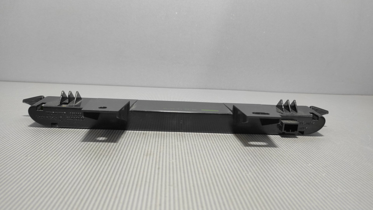 TRECE STOP SVJETLO VOLVO S40/V50 > 04-07 8620290