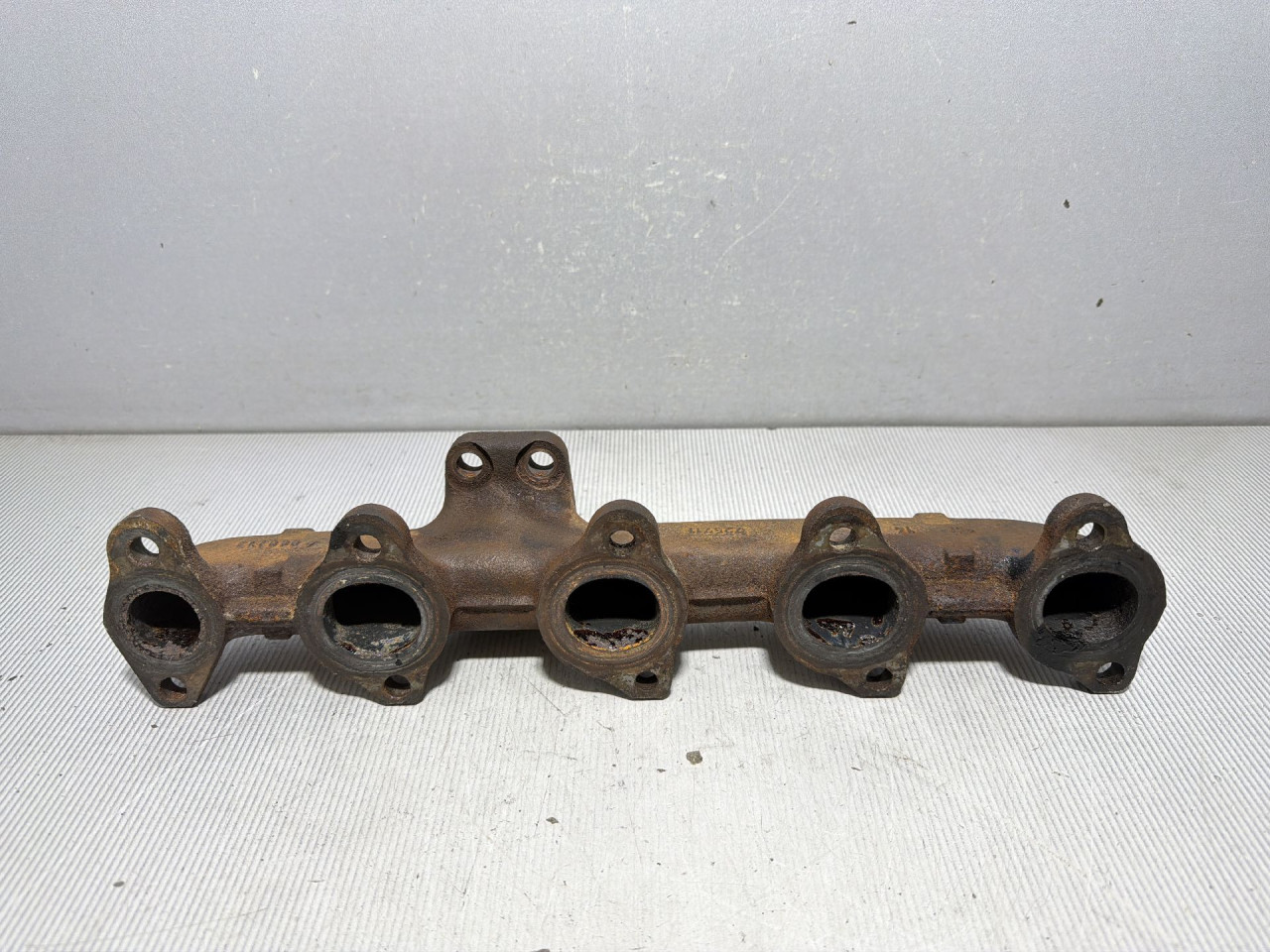 DIJELOVI IZDUVNA GRANA PEUGEOT 2008 > 16-19 1.6 725711