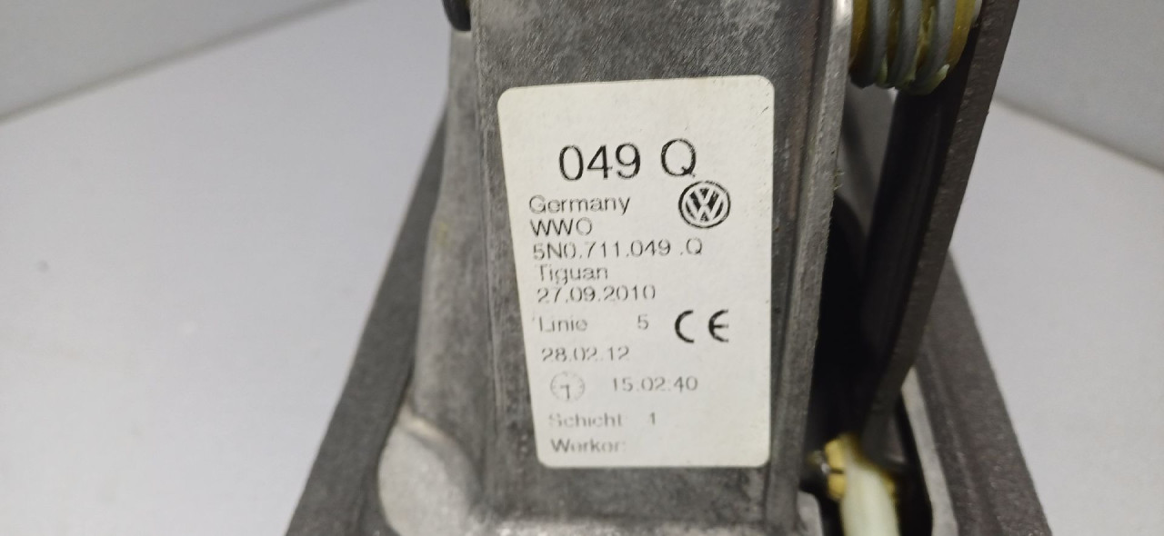 DIJELOVI SALTEBLA AUDI Q3 > 11-15 5N0711049Q