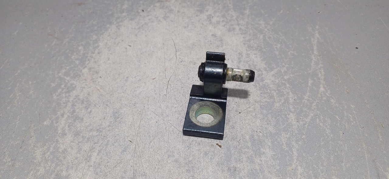 DIJELOVI BAGLAMA SKODA SUPERB > 15-19 8X0831407A
