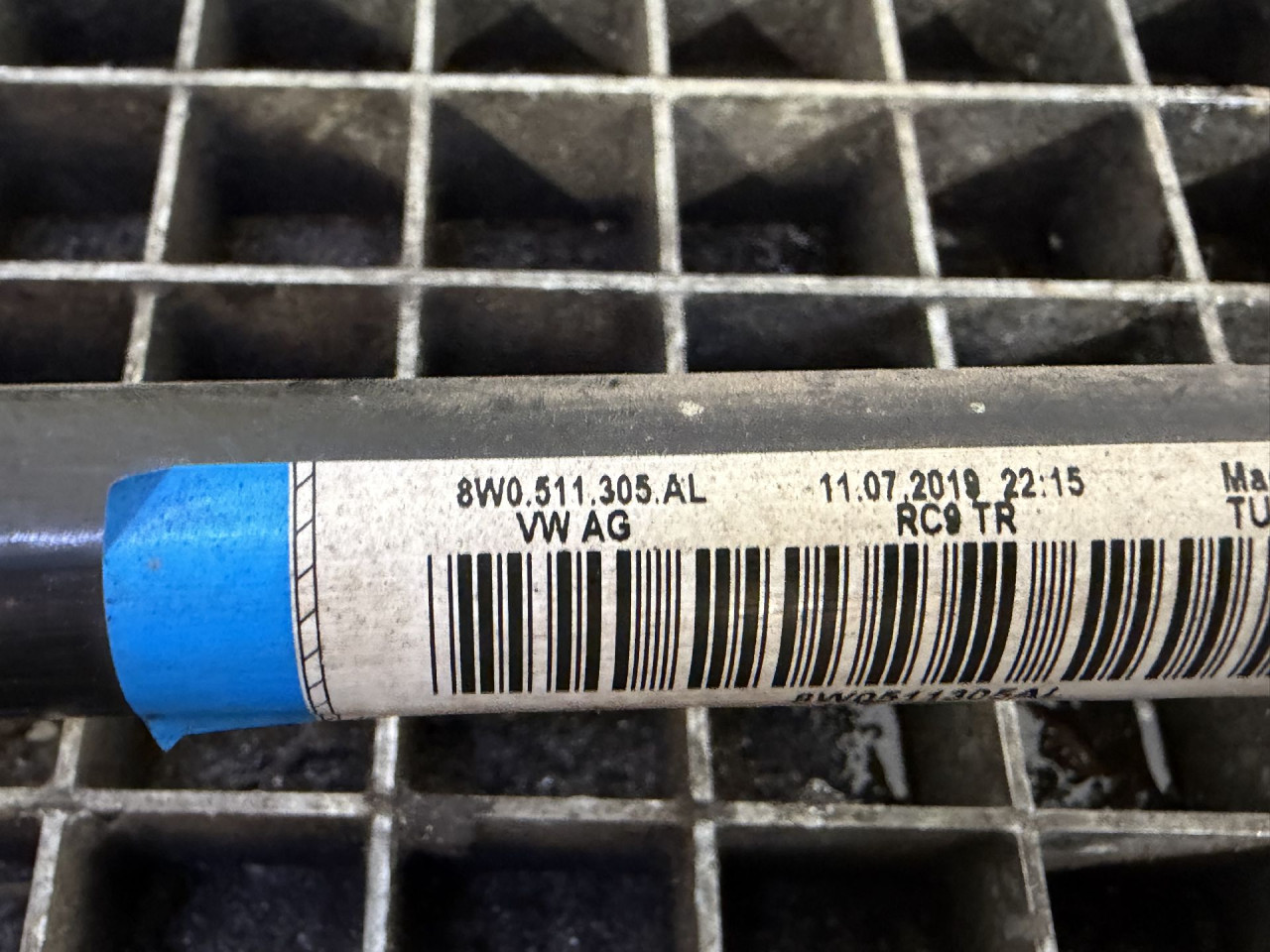DIJELOVI BALANS STANGA AUDI A4 (B9) > 19- 8W0511305AL