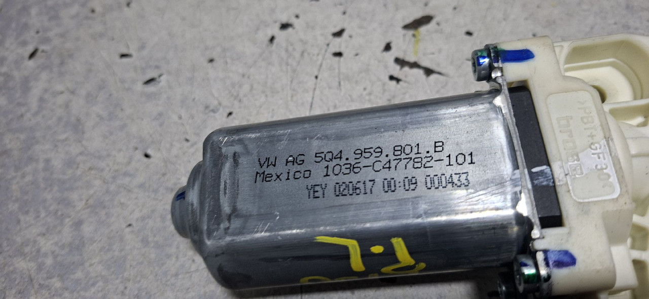 MOTORIC PODIZACA STAKLA AUDI Q5 (FY) > 17 - 20  5Q4959801B