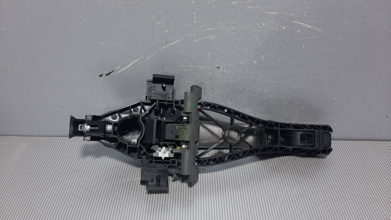 RUCKA VRATA VOLVO S40/V50 > 07-12 30784203