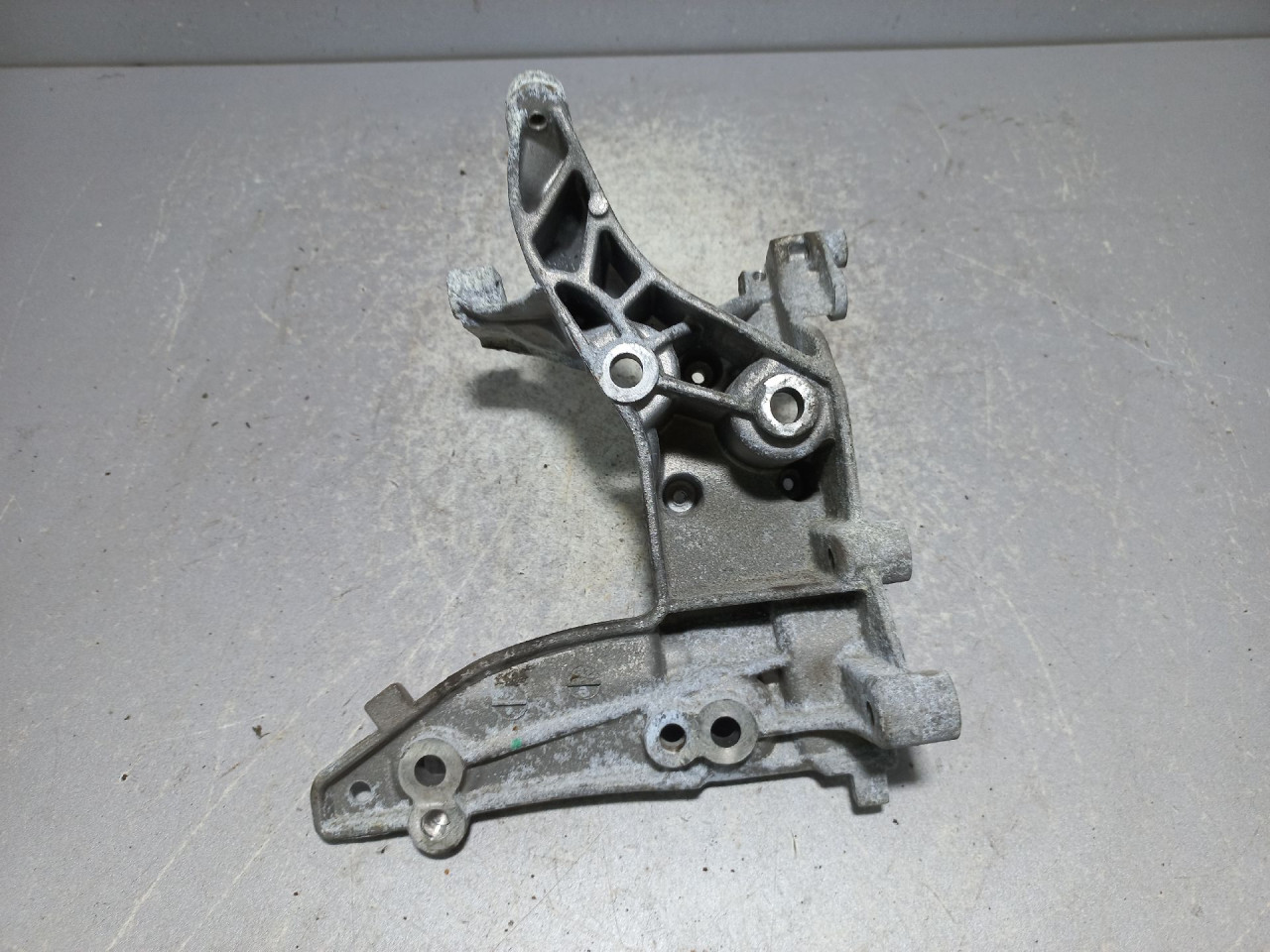 DIJELOVI NOSAC PEUGEOT 308 > 07-11 9674030280